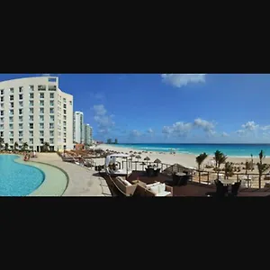 Sunset Royal Semesteranläggning (resort) Cancún